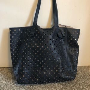 De Luxe Tote Bag